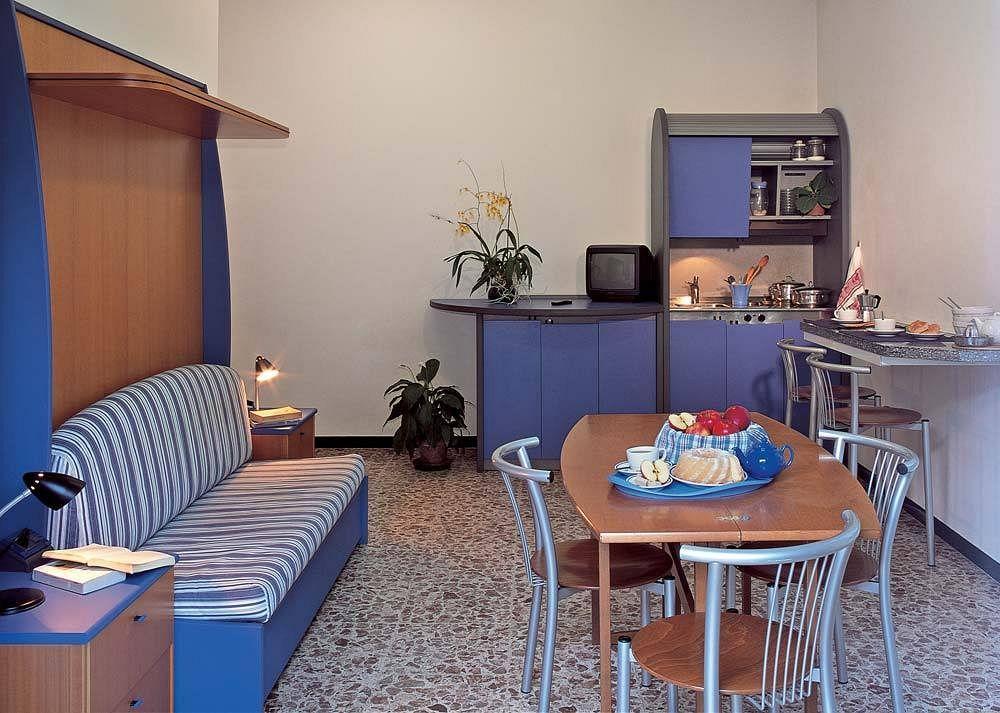 Residenza Adelaide Aparthotel Finale Ligure Exteriör bild